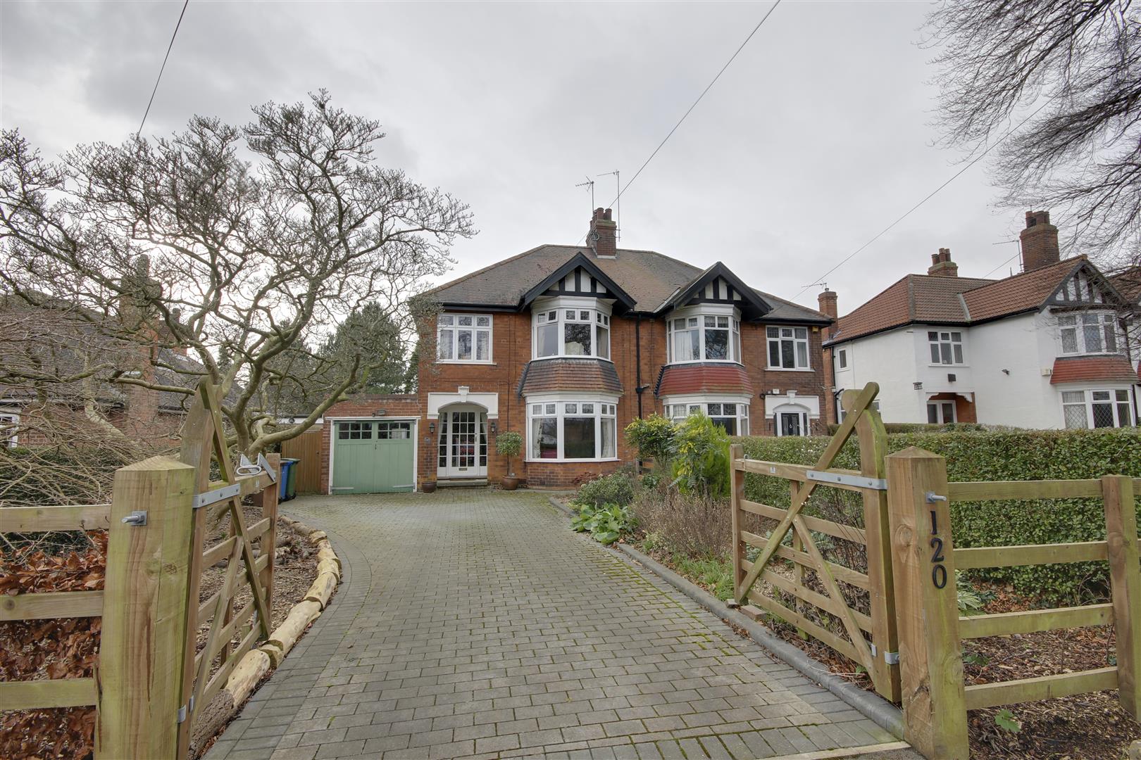 Matthew Limb Property for sale in West Hull